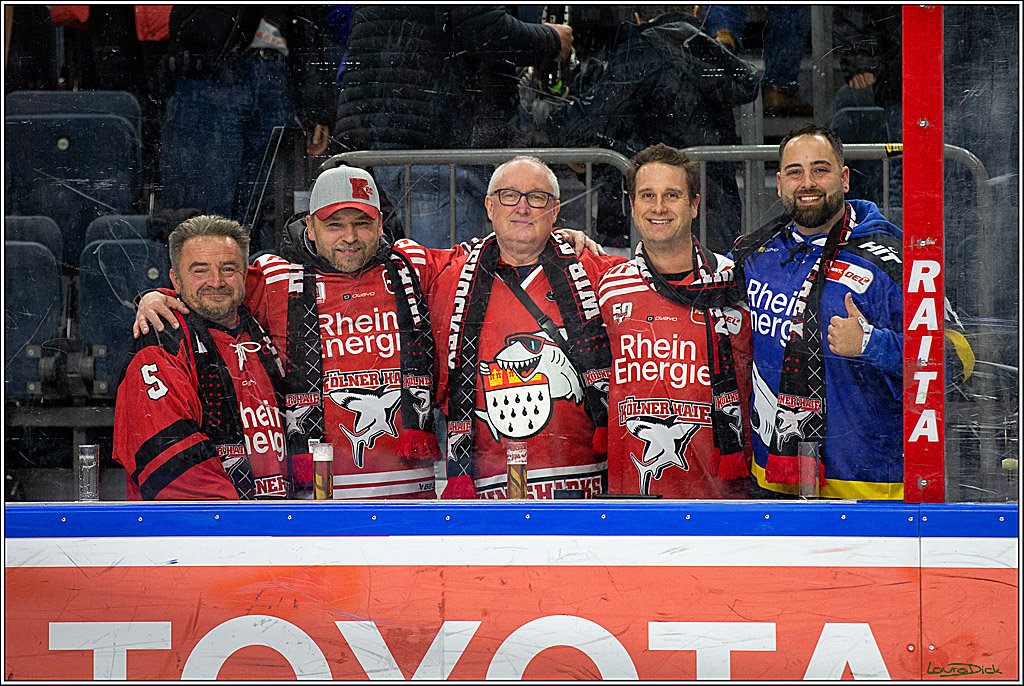 PENNY DEL; Koelner Haie- Loewen Frankfurt; Koeln, 01.12.2022